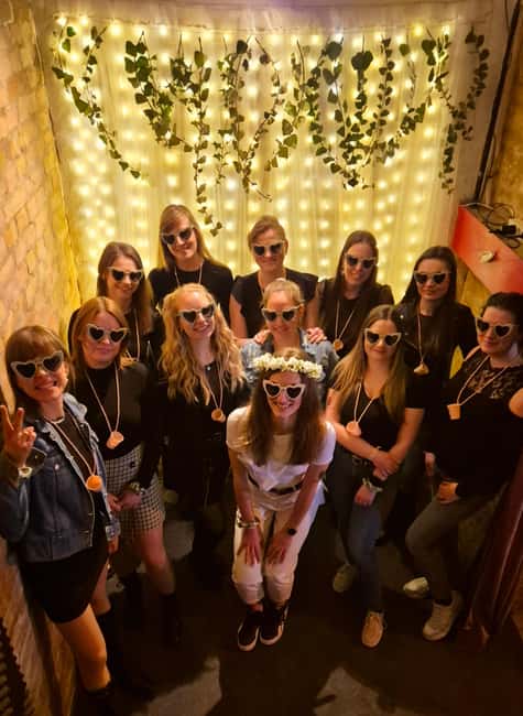 Budapest: Private Cocktail-Making Experience - Five drinks over two hours