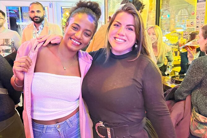 Budapest Pub Crawl & Ruin Bar Tour – Free Shots & VIP Entry - Fuge Udvar & Play shifts from pub to party