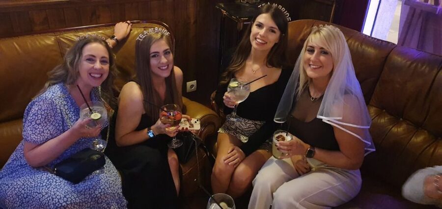 Budapest: Ruin Bar Pub Crawl with Entry Tickets - Ending at Instant Fogas