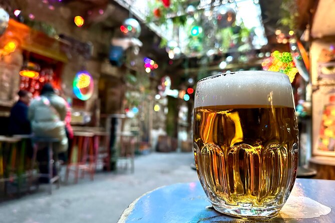 Budapest Ruin Bars Evening Walking Tour with Drinks & Street Food - Why ruin bars make sense in District VII