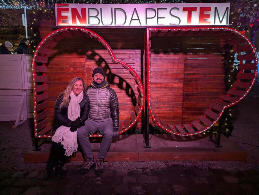 Budapest: Ruin Bars, Street Art, and Jewish Quarter Tour - The Jewish Quarter beyond the nightlife
