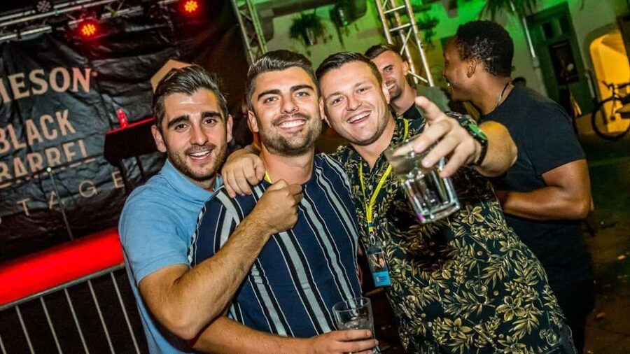 Budapest: Unmissable Bar Crawls with Shots & VIP Club Entry - Walking, timing, and group size