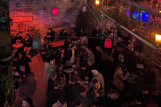 Budapest Vibe: Ruin Bars, Street Art and Culture Tour - Szimpla Kert, Budapest’s best-known ruin bar