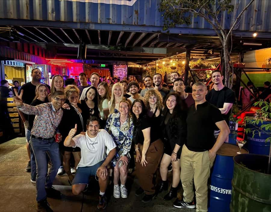Buenos Aires Nightlife: Party Like a Local - Friday: Palermo bars, a welcome beer, and reggaeton