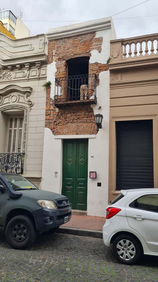 Buenos Aires: San Telmo, History, Bars, and Tango! - Plaza Dorrego and the San Telmo church