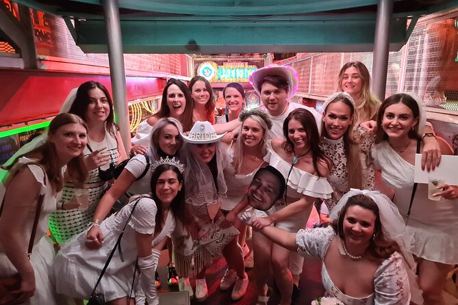 Cabo Bar Crawl - The BEST Bar and Clubs in Cabo - Maranta Los Cabos brings another welcome drink