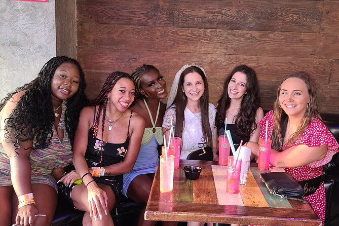 Cabo Bar Crawl - The BEST Bar and Clubs in Cabo - Meeting at El Squid Roe at 9 p.m.
