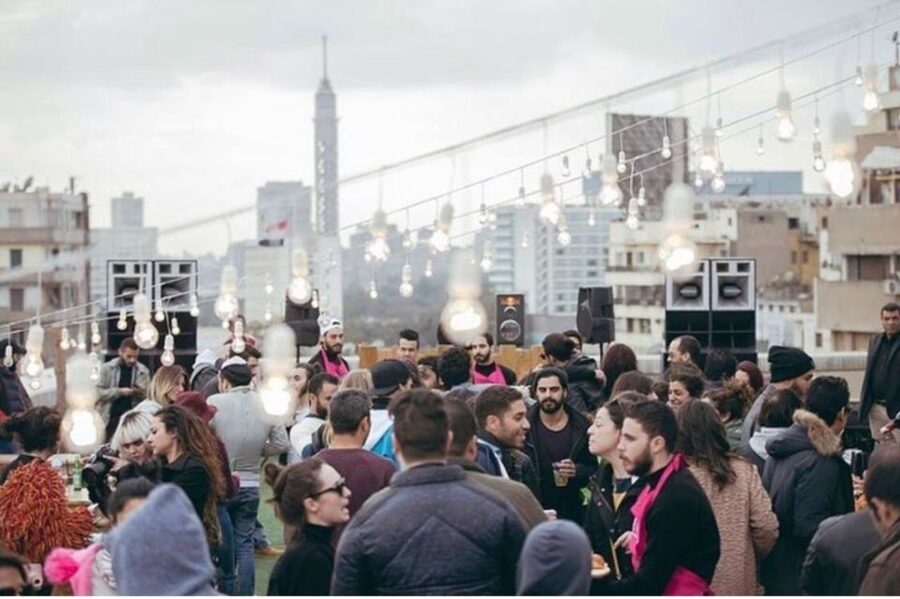 Cairo: Pub Crawl and Speakeasy Bar Tour with 2 Free Drinks - What the guides add to the night