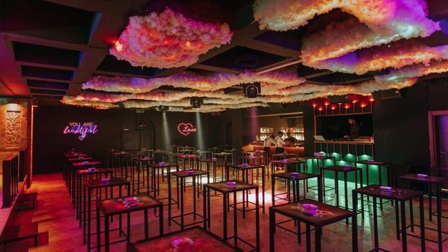 Cappadocia: Guided Bar Crawl with Hotel Pickup and Snack - Key things to know before you book