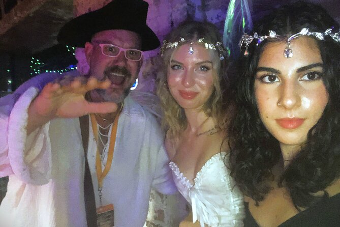 Captain Stoner's Haunted Dive Bar Crawl in Historic Savannah - Why Savannah works so well for ghost stories