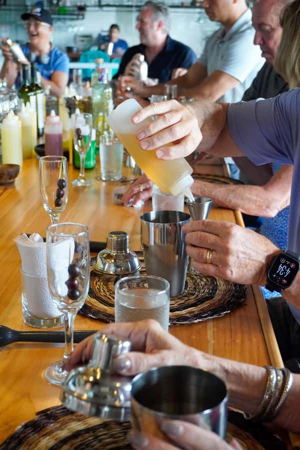 Cartagena: Colombian Cocktail Masterclass - The opening lesson: Colombian fruits and spirits