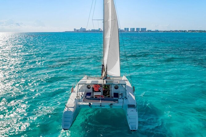 Catamaran Tour to Isla Mujeres from Cancún with Bar and Lunch - Leaving Playa Tortugas for the Caribbean