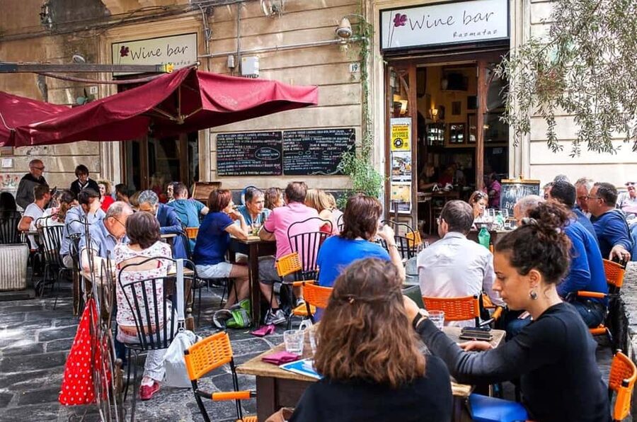 Catania Guided Bar Crawl in the Old Town - What happens at the first bar