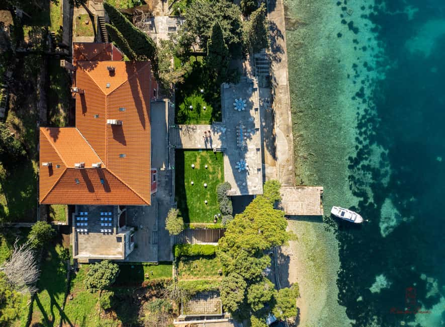 Cavtat Wine Experience: Tasting at Wine Bar Banac - Who should book this experience?