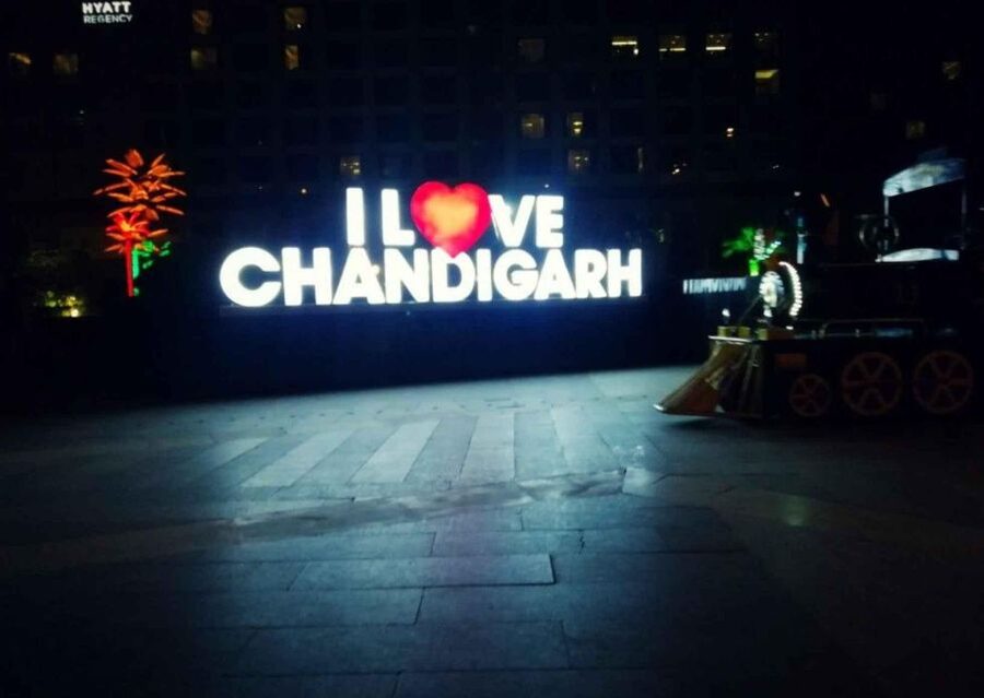 Chandigarh Nightlife Tour with shopping and food tasting - Practical booking advice