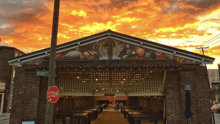 Charleston: Craft Beer and Cocktails Guided Tour - Starting at 54 N Market Street