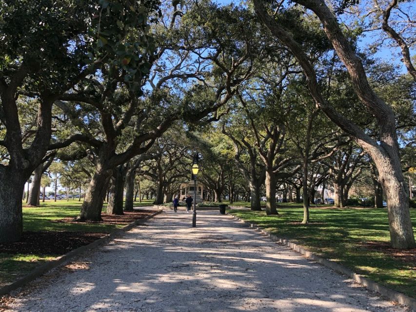 Charleston: Walking History and Bar Tour - Starting at O-Bar inside Oyster House