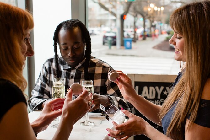 Chef Guided Happy Hour Tour - Cocktails, Bubbles and Bites - What the guides add to the experience