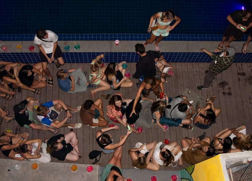 Chiang Mai Pub Crawl: The Best Nightlife in Town! - Practical tips for a smoother night
