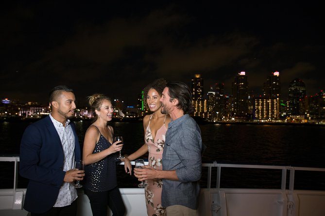 City Cruises Sacramento: Rock the Yacht Cocktail Cruise 21+ - Music, dancing, and the bar setup