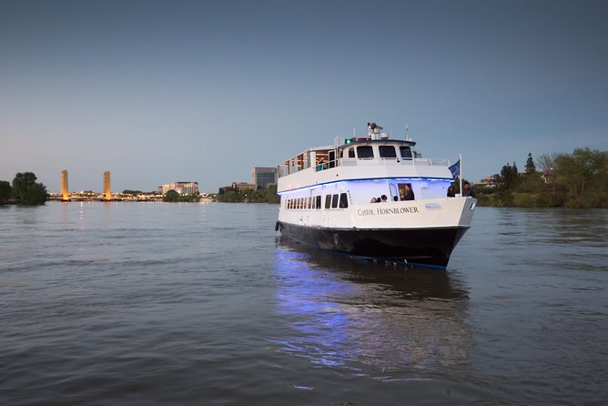 City Cruises Sacramento: Rock the Yacht Cocktail Cruise 21+ - The 90-minute schedule and what it means