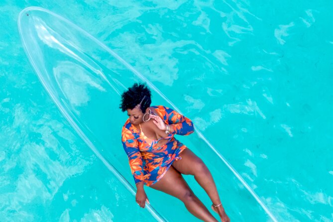 Clear Kayak Photoshoot+Free Cocktail Nassau, Bahamas - What the Nassau experience is really selling
