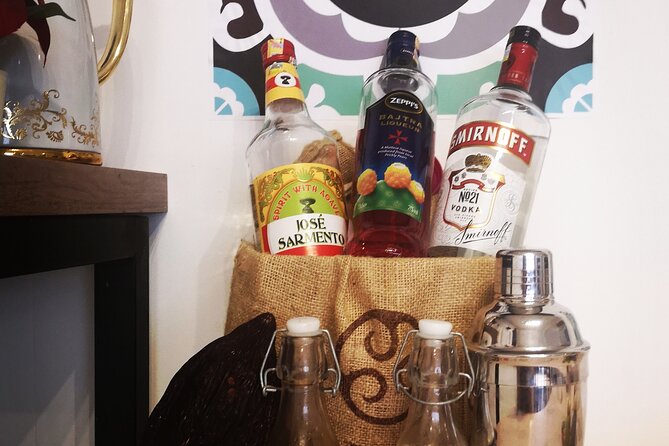 Cocktail & Chocolate Masterclass in Malta - Why the small group changes the experience