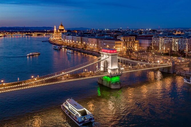 Cocktail Cruise and City Views on the Danube in Budapest - Margaret Bridge and the Chain Bridge