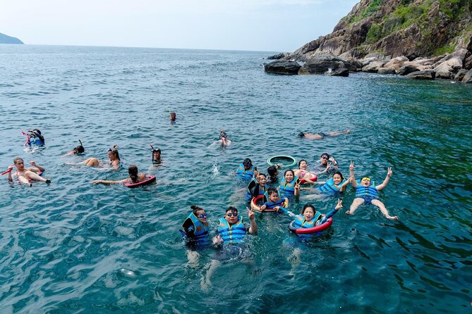 Coral Reef Snorkeling and Floating Bar Party from Nha Trang - Who will enjoy this most?