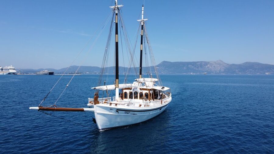 Corfu: Sunset Cruise on Classic Boat with Cocktails & Snacks - FAQ