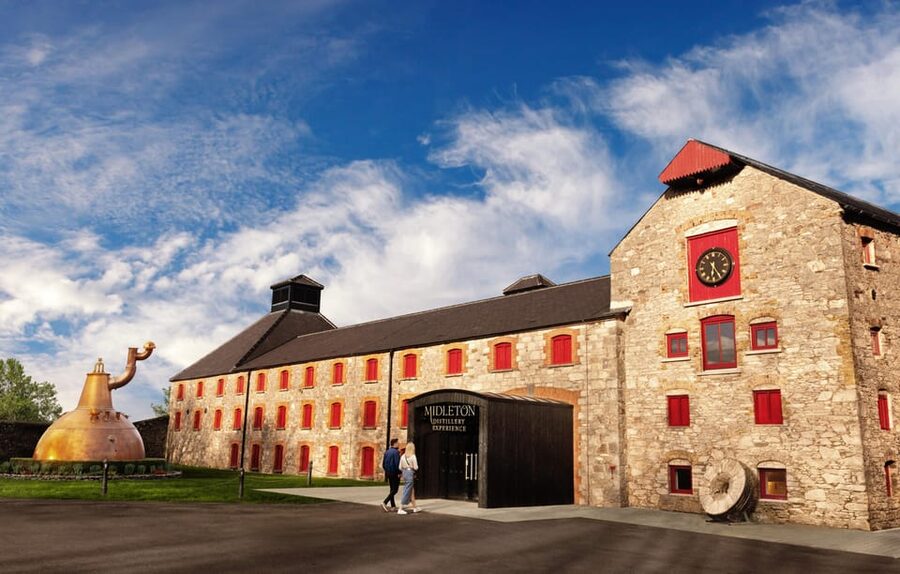 Cork: Jameson Cocktail Making Class at Midleton Distillery - Why the host matters so much
