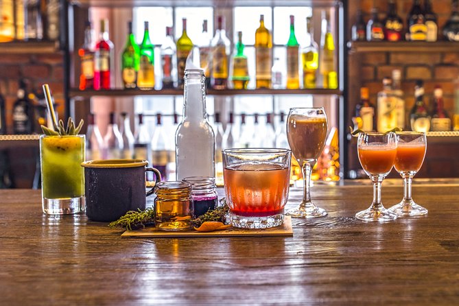 Craft Cocktails Tasting in Gdańsk - Five small cocktails, five different ideas