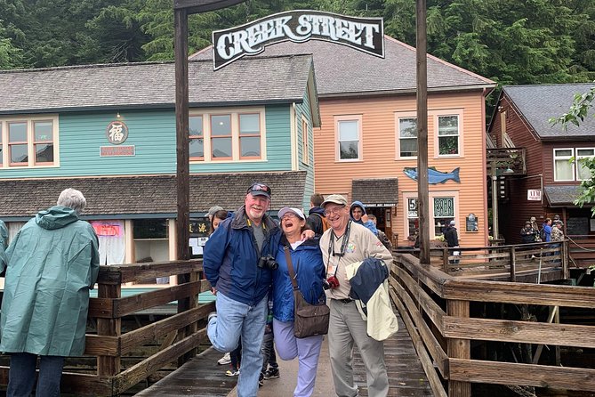 Cruisin' and Boozin' - 90 minute Historical Walking Tour of Sites and Bars - Timing, meeting point, and practical planning