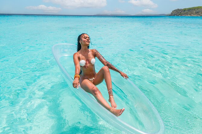 Curacao Clear Kayak Photoshoot + FREE Videoshoot,Cocktails,Shots! - Four poses, flowers, fruit, and the details that shape your photos
