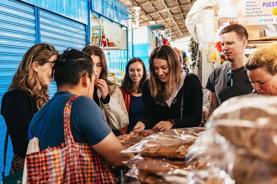 Cusco: Peruvian Cooking Class, Cocktails & Local Market Tour - A short walk to the cooking studio