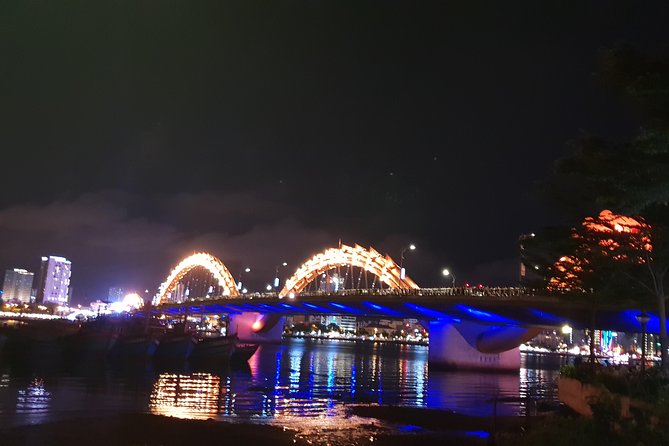 DA NANG NIGHTLIFE Tour with MARBLE MOUNTAIN & LADY BUDDHA STATUE, DRAGON BRIDGE - Sunset timing and the move into nighttime Da Nang