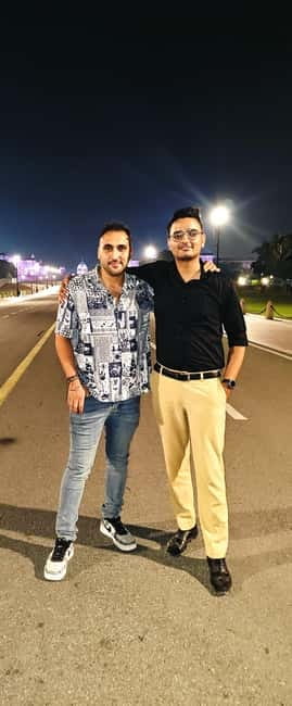 Delhi : Nightlife Tour with private car, guide & driver - Safety, comfort, and who should choose it