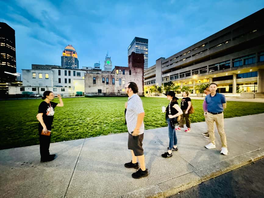 Downtown Louisville: Misfits and Mayhem Walk with Cocktail - The Ohio River and Louisville Historic Wharf