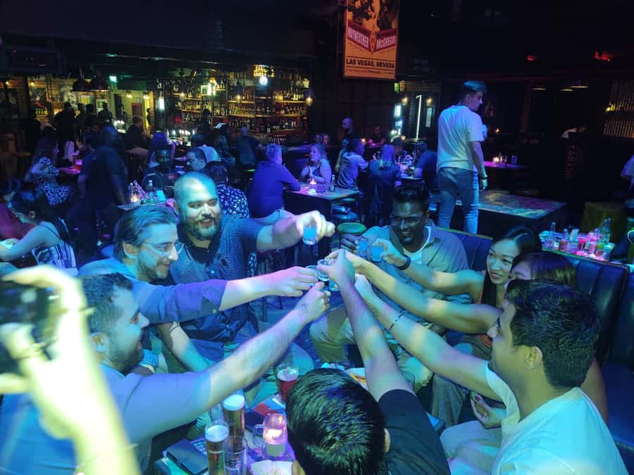Dubai: Pub Crawl Nightlife Tour - Dress carefully or risk losing the final club