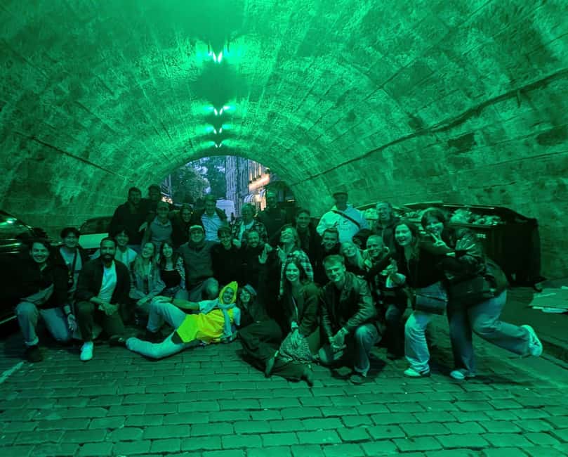 Edinburgh: Ultimate Pub Crawl Party with 7 Bars & 1 Club - Starting at OX184 before 8:15 PM