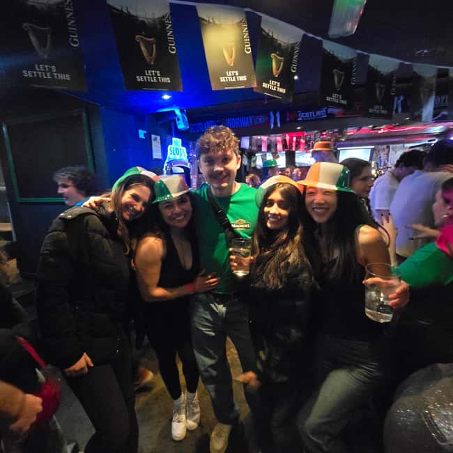 Edinburgh: Ultimate Pub Crawl Party with 7 Bars & 1 Club - Cancellation and booking flexibility