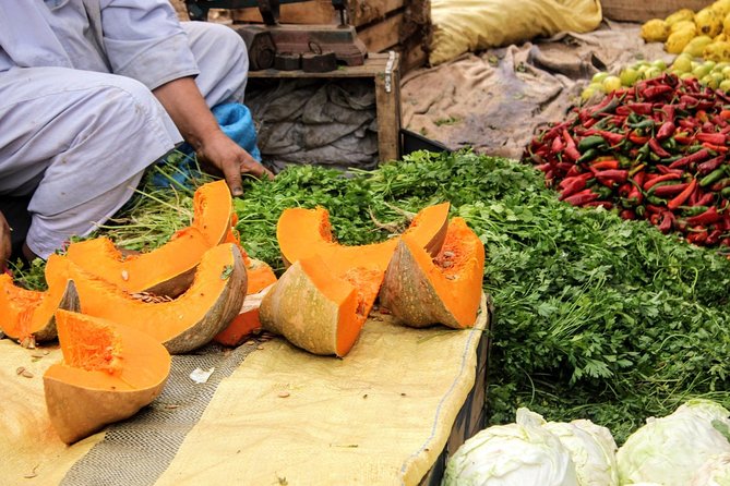 Essaouira Guided Tour: 3 on 1 - Nightlife tour, Live like a local & Street food - Pastries, herbal remedies, and Moroccan tea