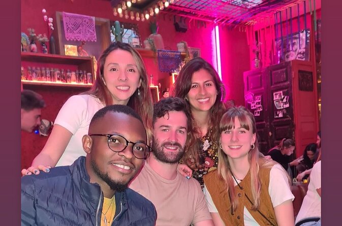 Explore Hidden bars and Speakeasies in Paris - Who will enjoy this Paris night out