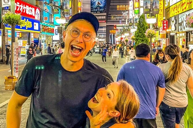 Explore the Hidden Local Bars in Shinjuku - 3.5 Hours - Godzilla Head, Hanazono Shrine, and the changing face of Shinjuku