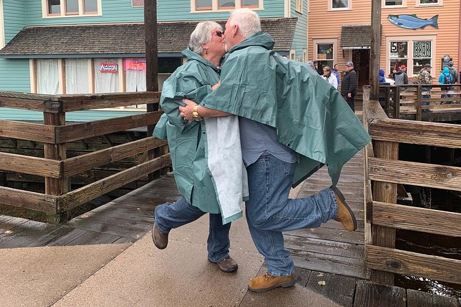 Fish Tales & Ales - 90 minute Historical Walking Tour of Fishing Fleet and Bars - What the $80 price gets you