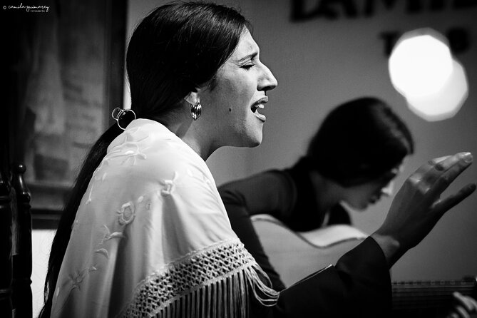 Flamenco Show in Seville at Bar and Tapas - How the seating affects your view