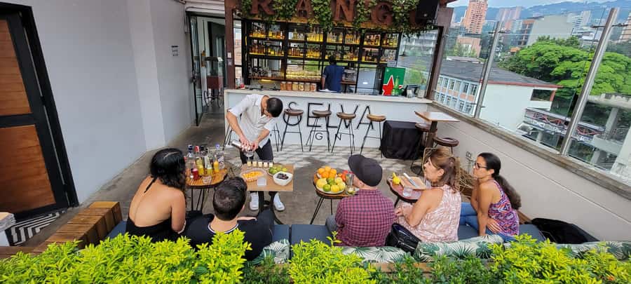 Flavours Of Colombia Fruit & Cocktail Tasting - Tasting more than 10 Colombian fruits