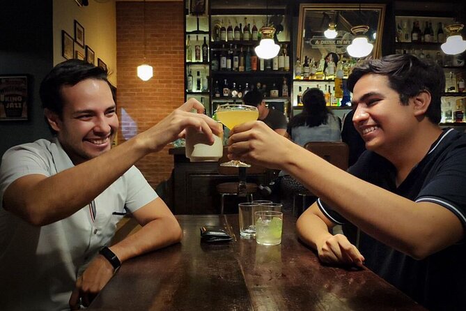 Friday Night Bar Crawl in Guadalajara, Mexico - Key points at a glance