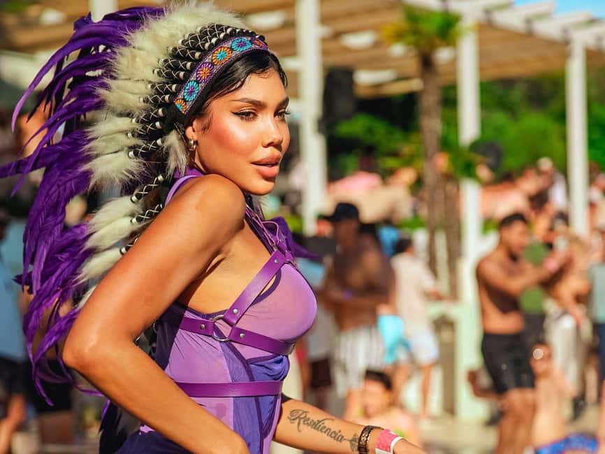 From Split: Brač Island Beach Bar and Pool Party - Who will enjoy this Brač party most