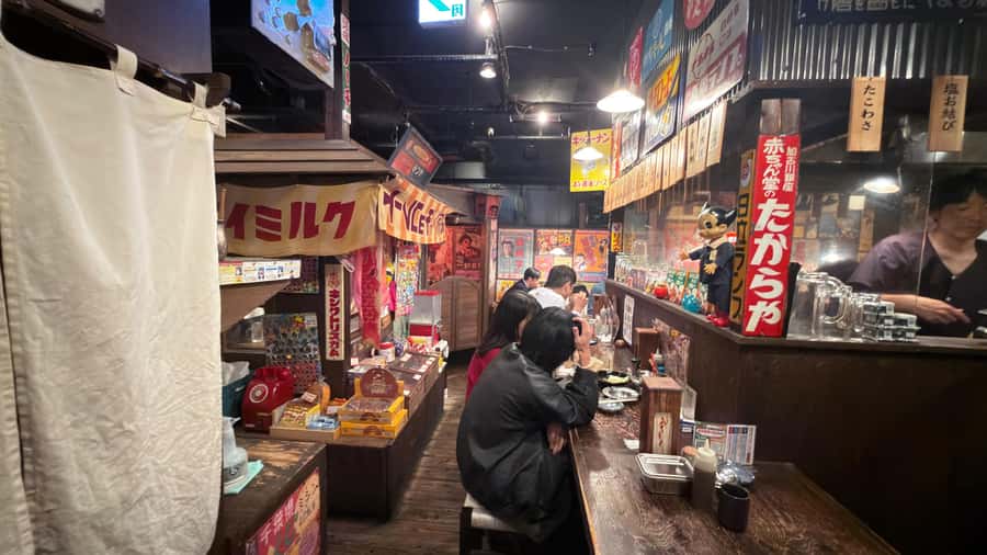 Fukuoka: Private Nightlife and Hidden Gems Tour with a Local - What Andy brings to the experience